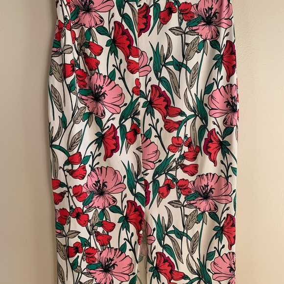 🌺FLORAL PENCIL SKIRT🌺 M - Picture 4 of 7